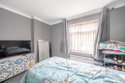 1357946-2-68ef8dc...