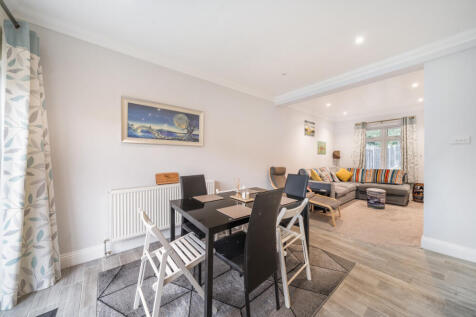 1368929-4-68ee867...