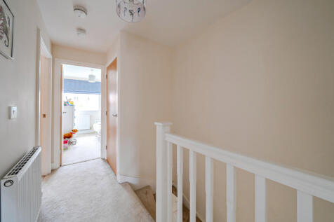 1372524-12-690206...