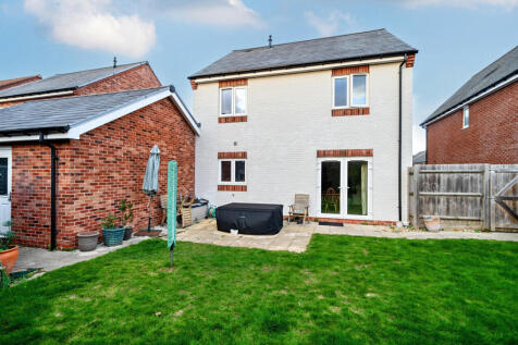 1370546-5-6900e8c...