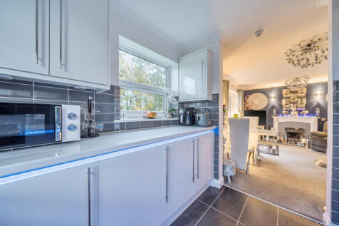 1374814-12-6904e7...