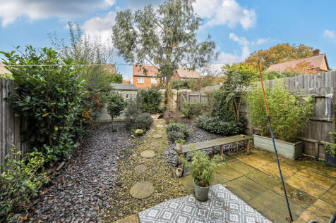 1374970-27-690b49...