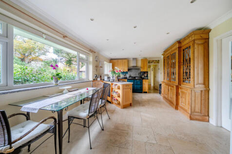 1375171-17-690cb3...