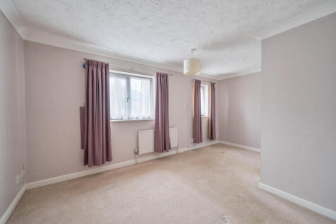 1374102-12-690c73...