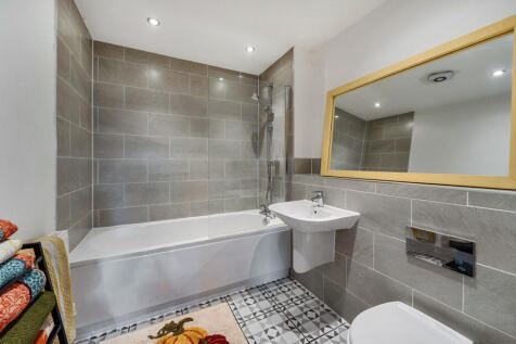 1383194-10-692412...