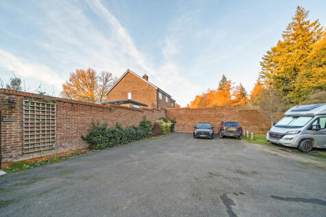 1383194-4-69240c4...