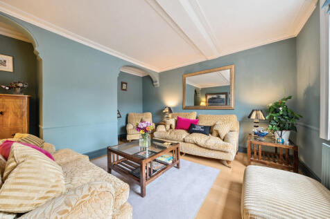 1304057-7-683efe5...