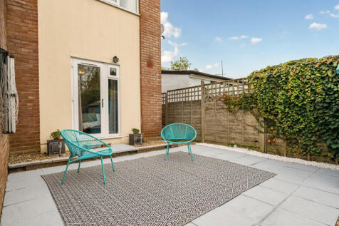 1370555-4-68f23d3...