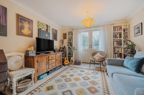 1382373-16-691c8f...