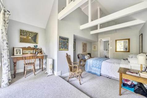 1362905-7-68e54de...