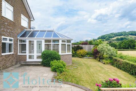 24 Parc Yr Ifron, Builth Wells-06.jpg