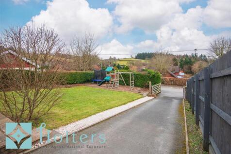 18 Irfon Bridge Road, Builth Wells-07.jpg