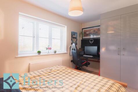38 Powys Drive, Ludlow-02.jpg