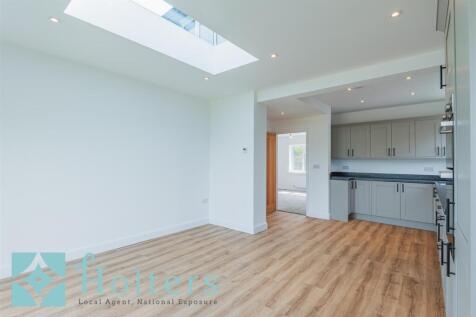 2 Garth Terrace, Knighton-25.jpg