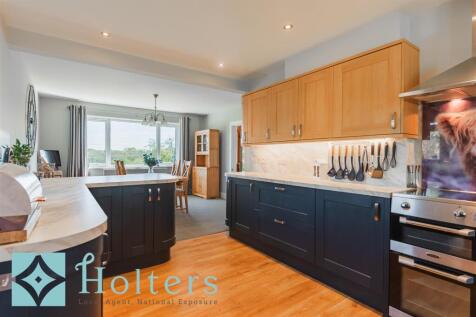 Broadlands, Llanddewi-24.jpg