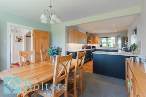 Broadlands, Llanddewi-28.jpg