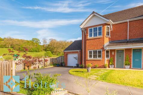 10 Camddwr Rise, Llandrindod Wells-26.jpg