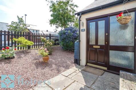Front Garden Angle 3.jpg