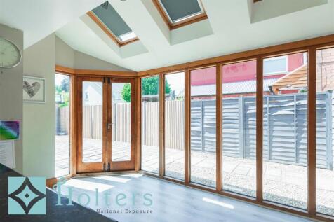 20 Ifron Road, Builth Wells-17.jpg