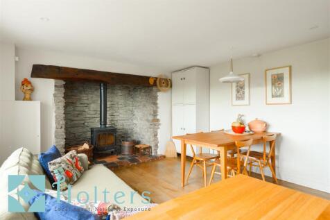 Charles&#39;s Cottage, Round Oak-25.jpg