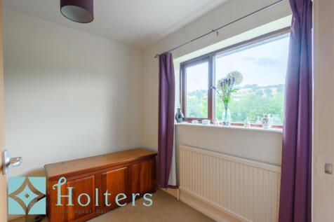 13 Llewellyn Road, Kington-29.jpg