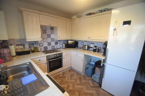 Kitchen.JPG