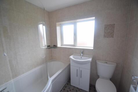 Bathroom.JPG