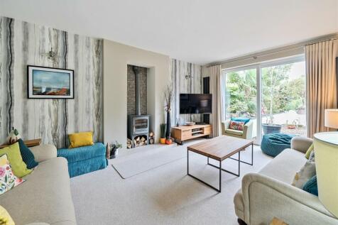 Sitting room.jpg