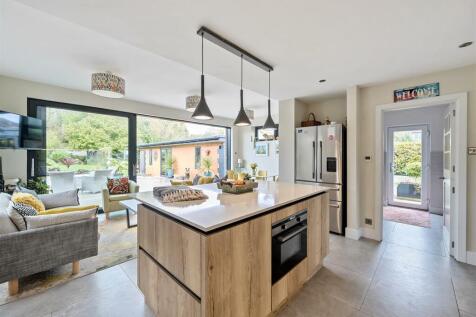 Kitchen.jpg