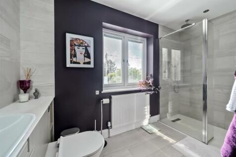 Ensuite.jpg