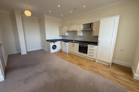 Living Room/Kitchen