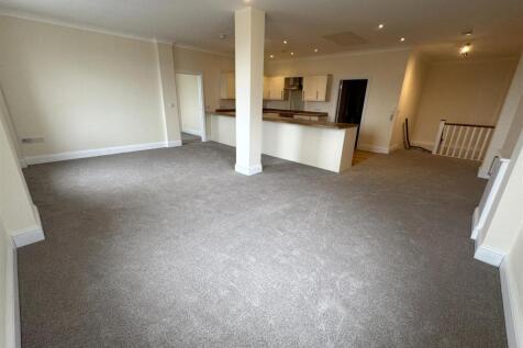 Living/ Kitchen Room