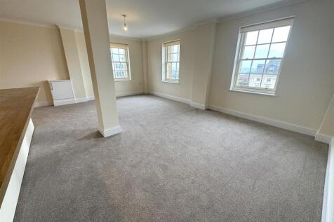 Living/ Kitchen Room