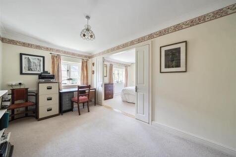 Bedroom/Office