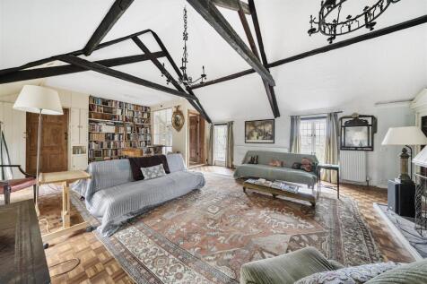 2nd Sitting Room