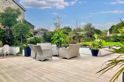 Terrace.jpg