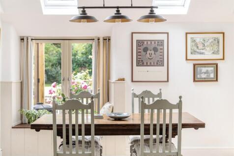 Kitchen Breakfast area