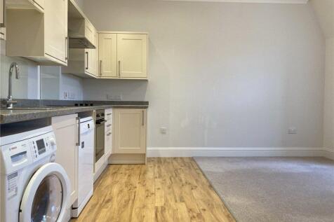 Open Plan Lounge Kitchen