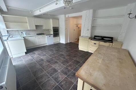 Kitchen Shot 3