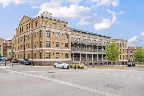 Bowes Lyon Court
