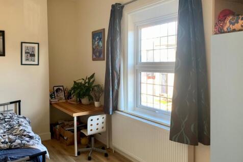 Bedroom.jpg