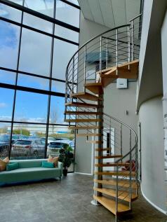 Design House Pic 3.jpg