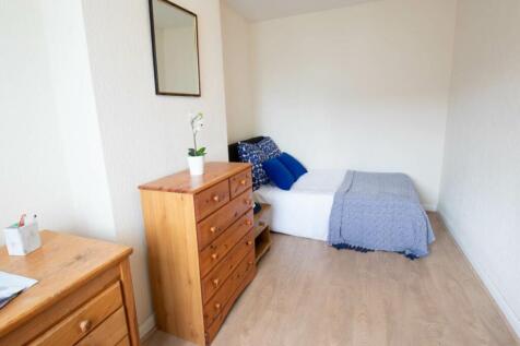 Downstairs Bedroom