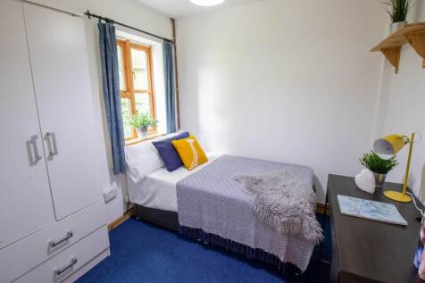 39WC - Bedroom 2