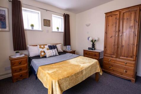 71beaconsfieldflat1-