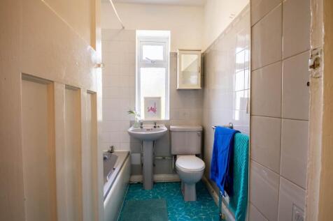 125_Broadoak_Road_Ca