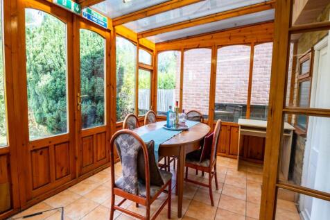 125_Broadoak_Road_Ca