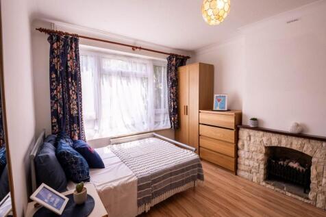 3brockenhurst_studen