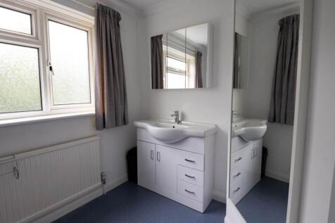 92SR-Student-Accommo