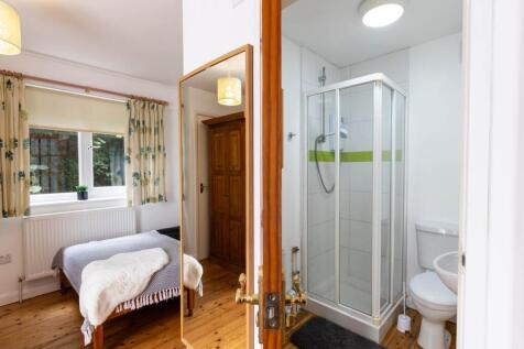 9U-Student-Accommoda